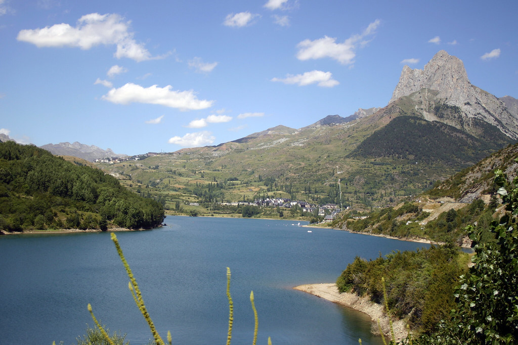 pueblos con encanto del pirineo aragones sallent de gallego